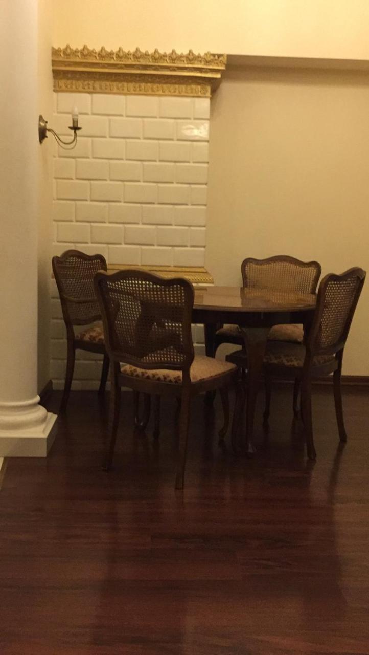Cozy Studio Near Greek Square Apartment Odesa Exterior foto